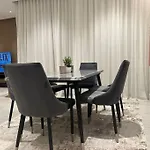 شقة فاخرة جديدة في الملقا Luxury